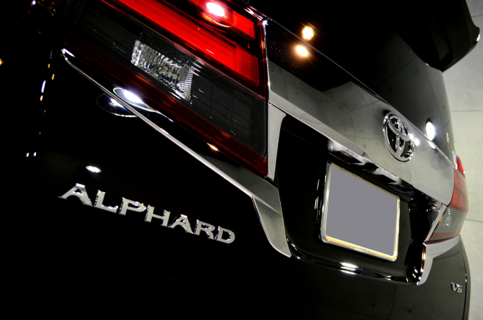 alphard202-09.jpg