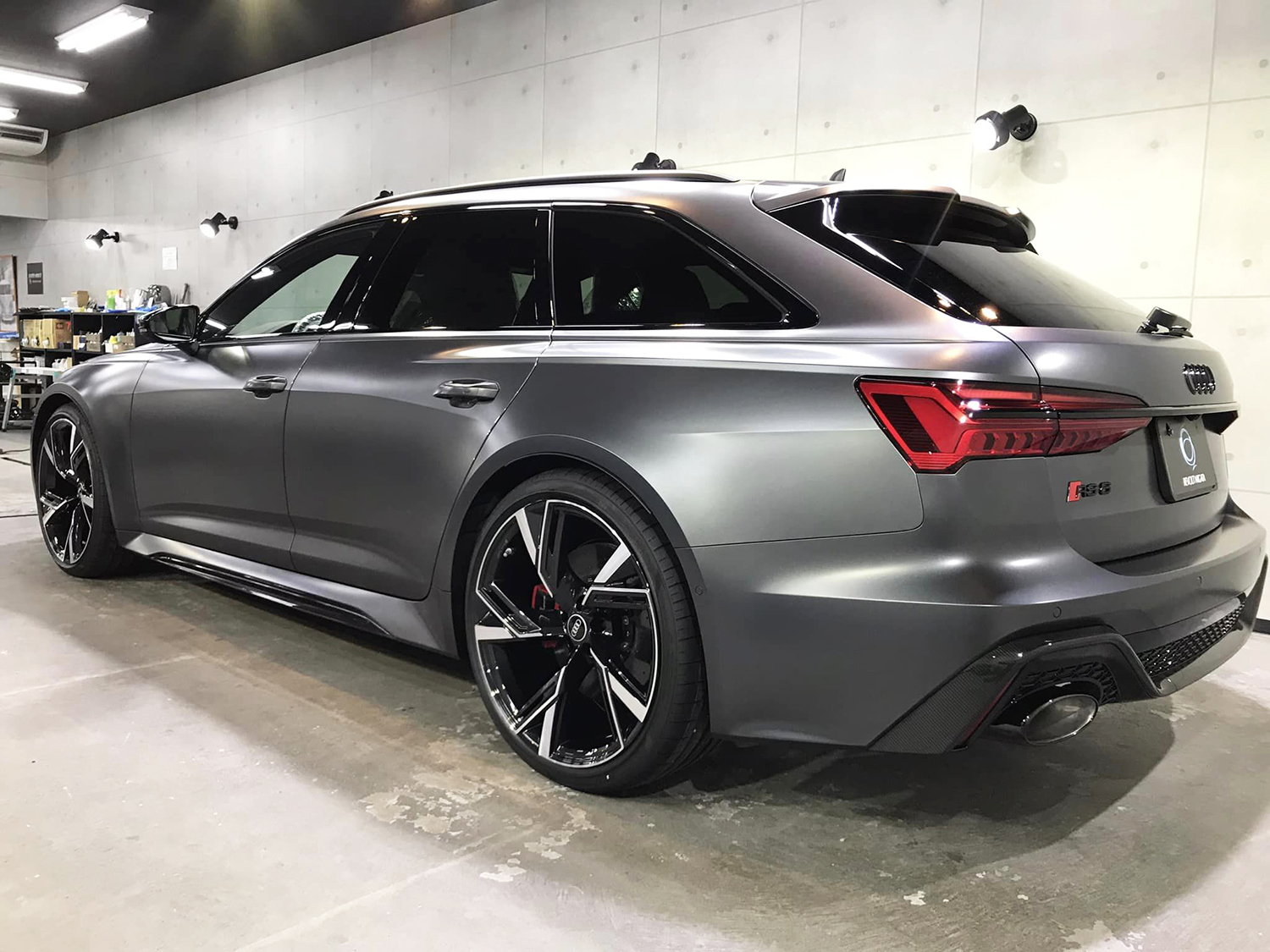 audirs6-12.jpg