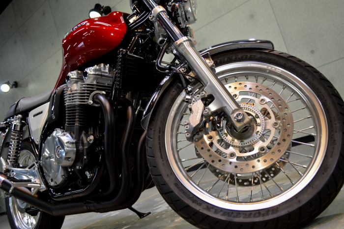 cb1100ex2-02.jpg