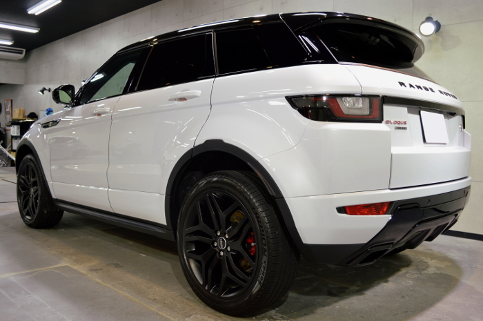 evoque-11.jpg