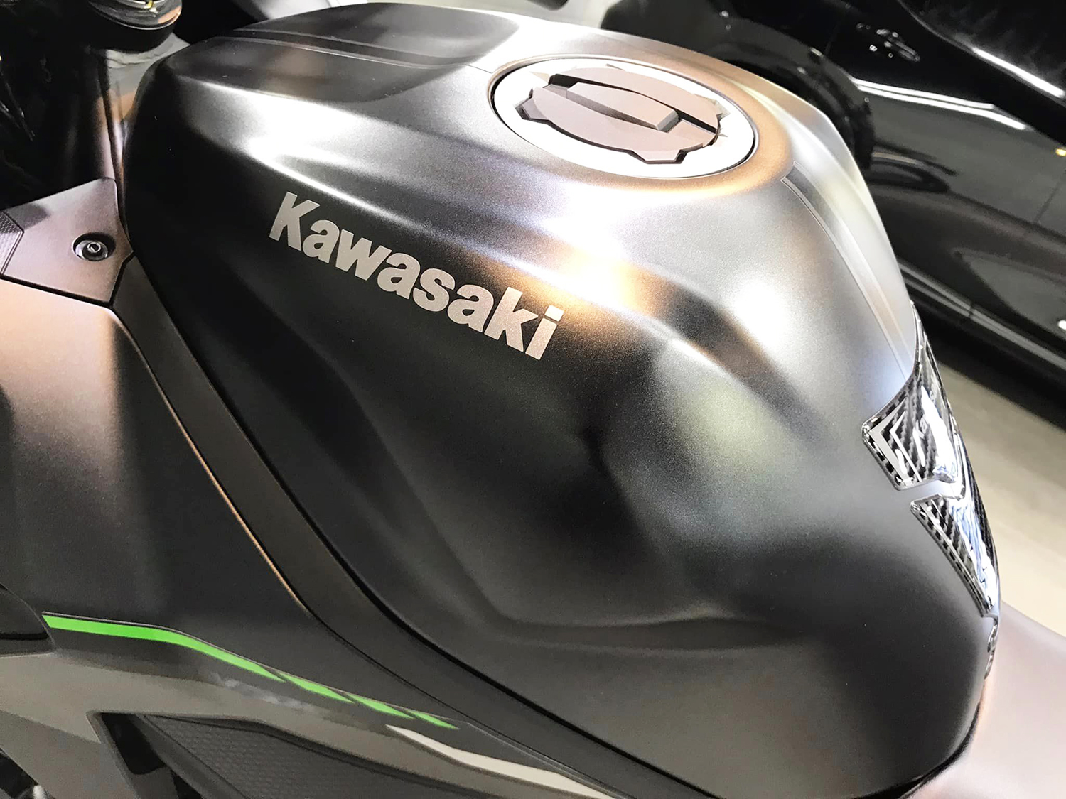 kawasakizx-13.jpg