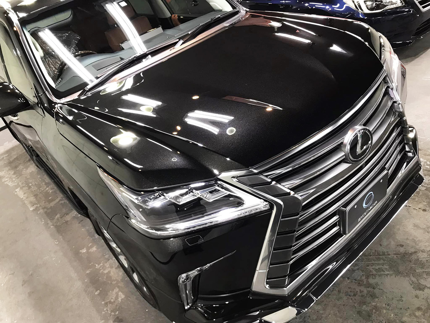 lexuslx570_9.jpg