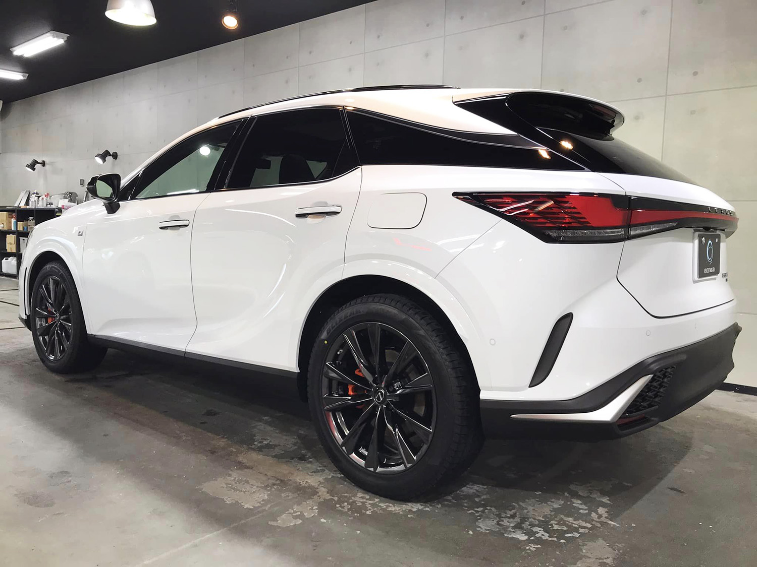 lexusrx_1.jpg