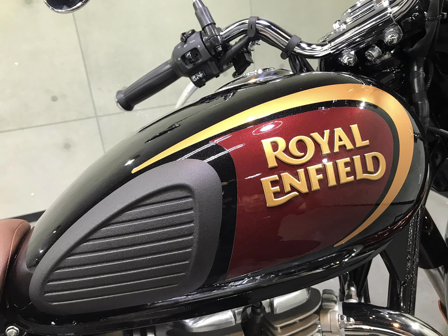 royalenfield-5.jpg