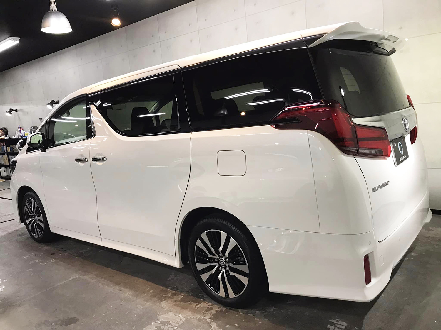 t-alphard-11.jpg