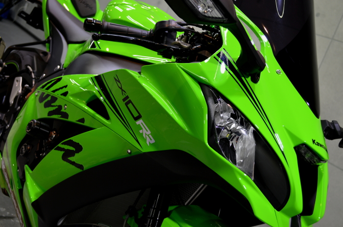 zx-10rr-02.jpg