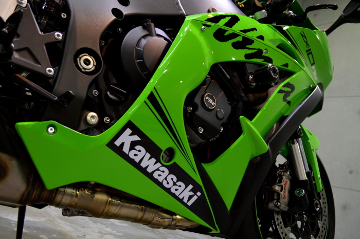 zx-10rr-09.jpg